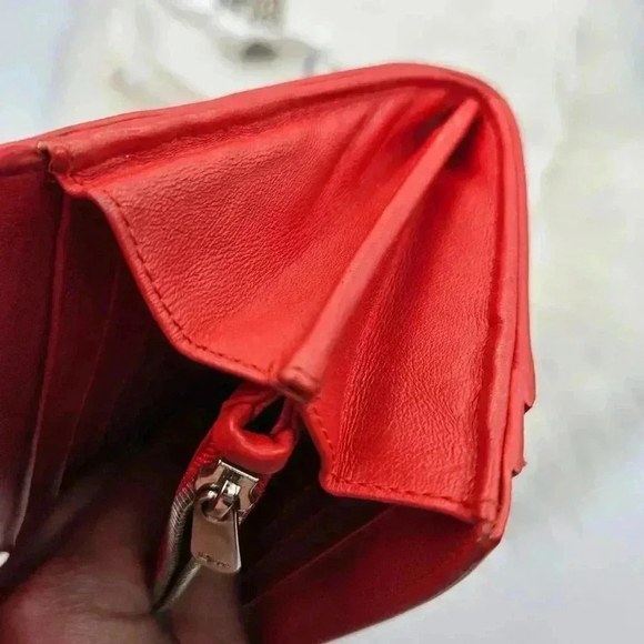 Dior Rendezvous Red Leather Wallet-On-Chain - Picture 14 of 16